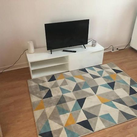Le Petit Poitevin Apartamento Poitiers Exterior foto